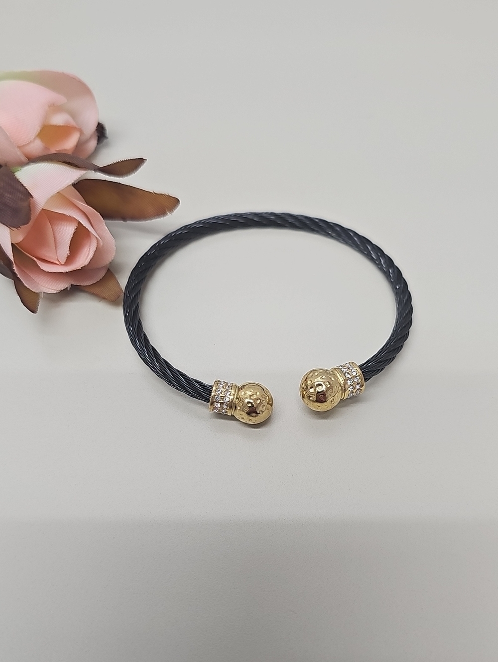 Hip Hop Gold Wire Rope Threaded Women Adjustable Bracelets.
